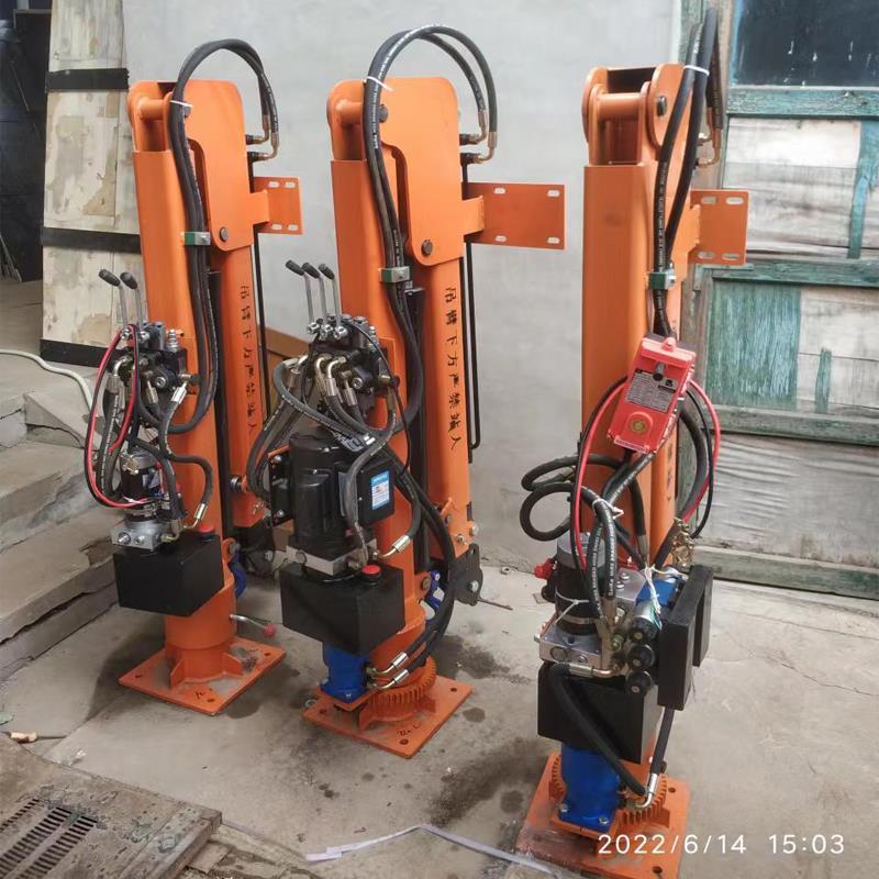 双塔区重汽蓝牌随车吊 3.2吨 国六动力强 液压驱动 农用自卸起重机